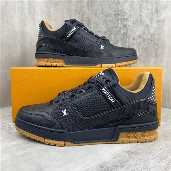 20251128154045137 390